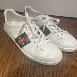 Gucci Women's Ace sneaker with bee